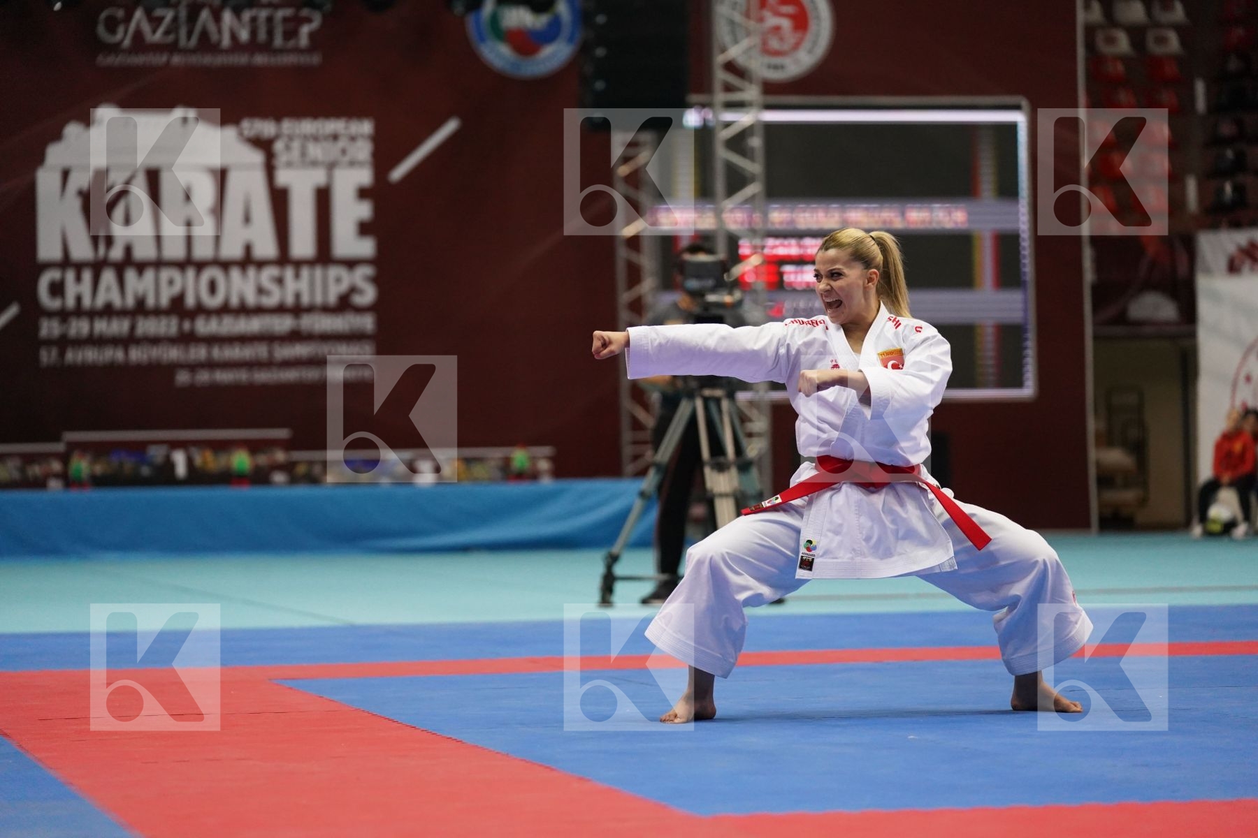 Kata final bout featuring BOZAN DILARA