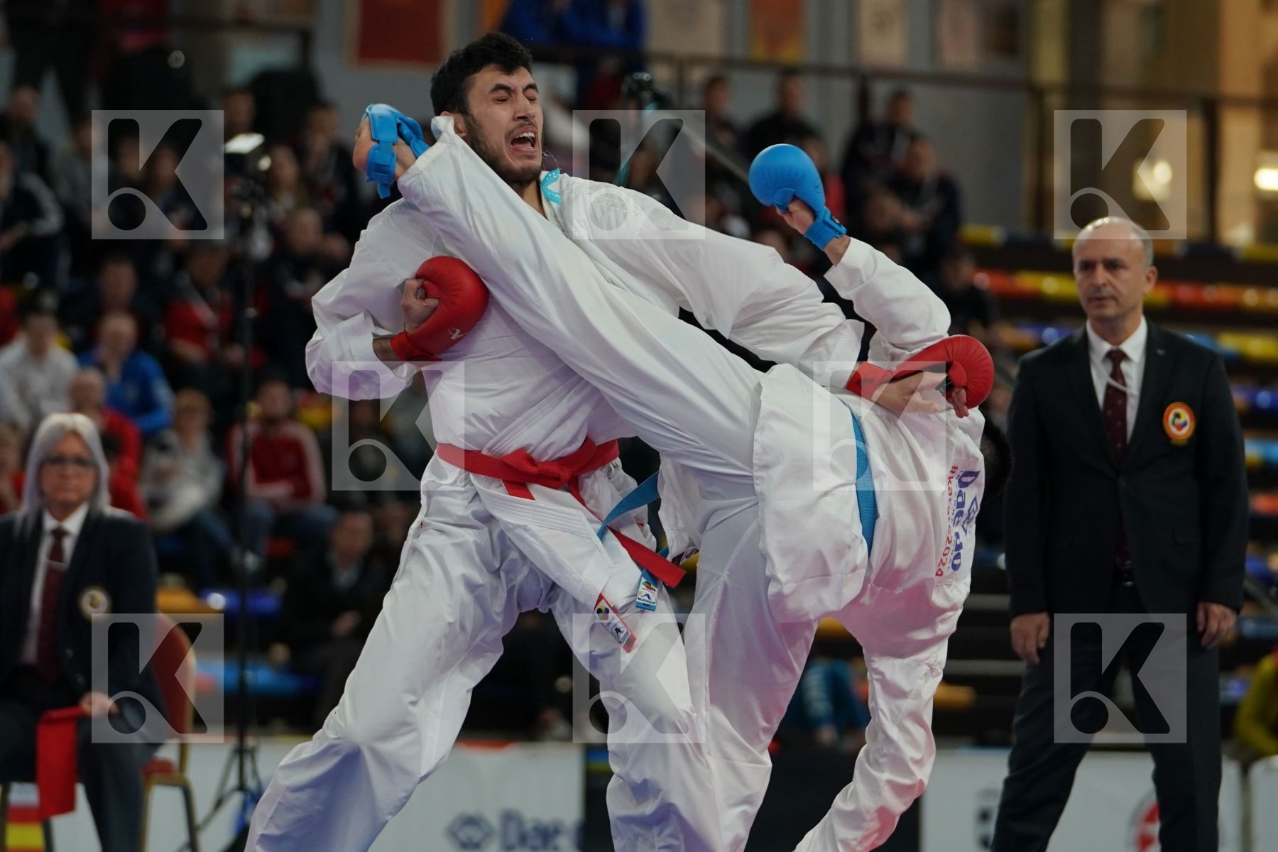 TALIBOV RYZVAN (UKRAINE) vs GURBANLI ASIMAN (AZERBAIJAN) in Senior Kumite 84+ Kg - Bronze bout