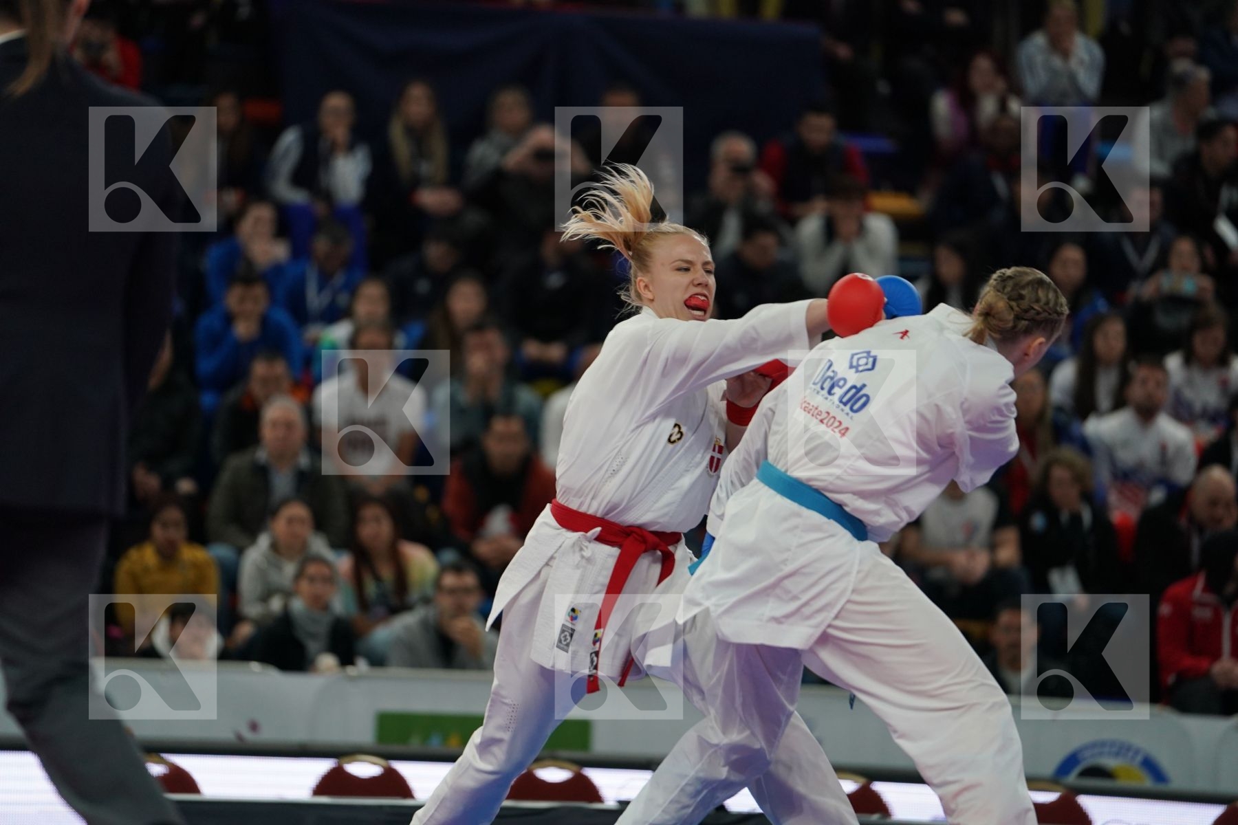 PEDERSEN KATRINE (DENMARK) vs WOLD SHERILYN (NEDERLANDS) in Senior Kumite -68 Kg - Bronze bout
