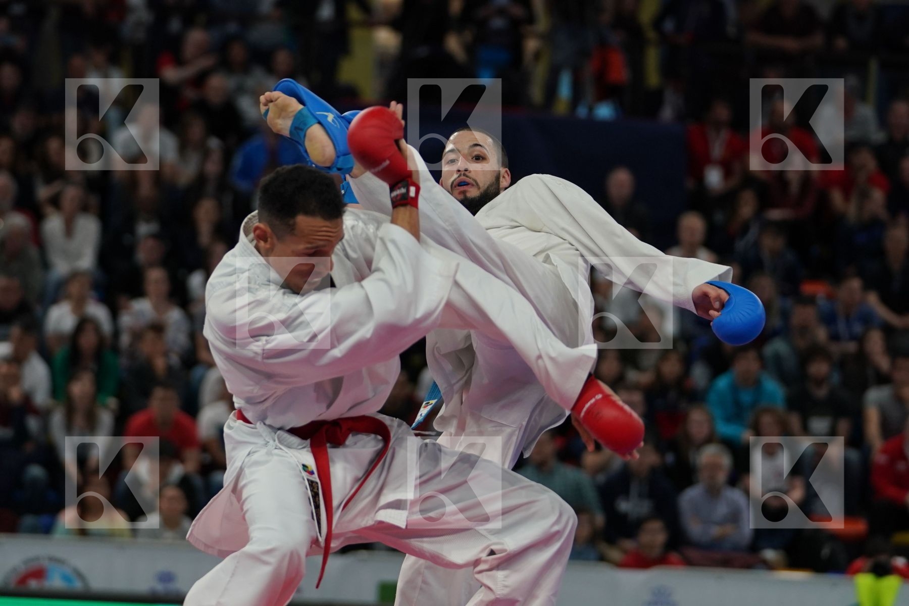 TADISSI YVES MARTIAL (HUNGARIA) vs JOKSIC STEFAN (SERBIA) in Senior Kumite -67 Kg - Bronze bout