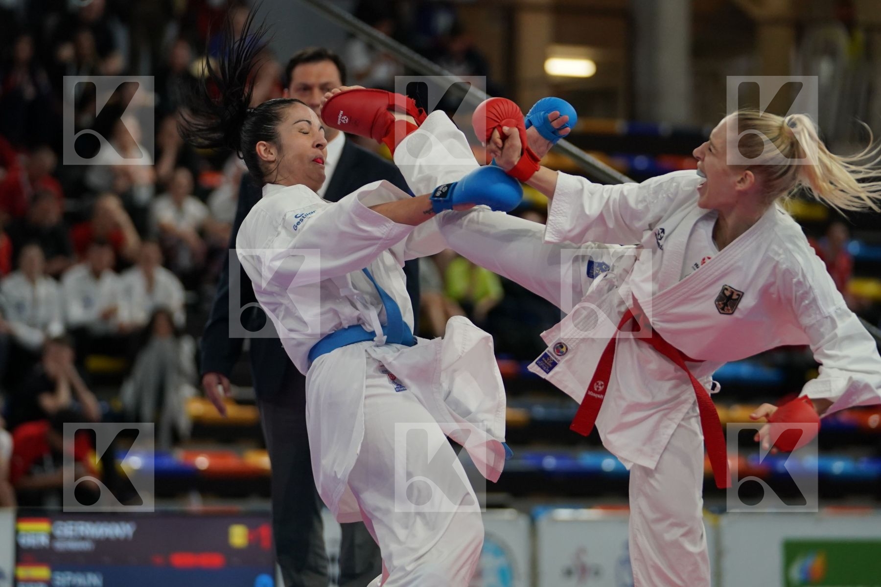 GERMANY vs ITALY in Senior Team Female Kumite - Bronze bout