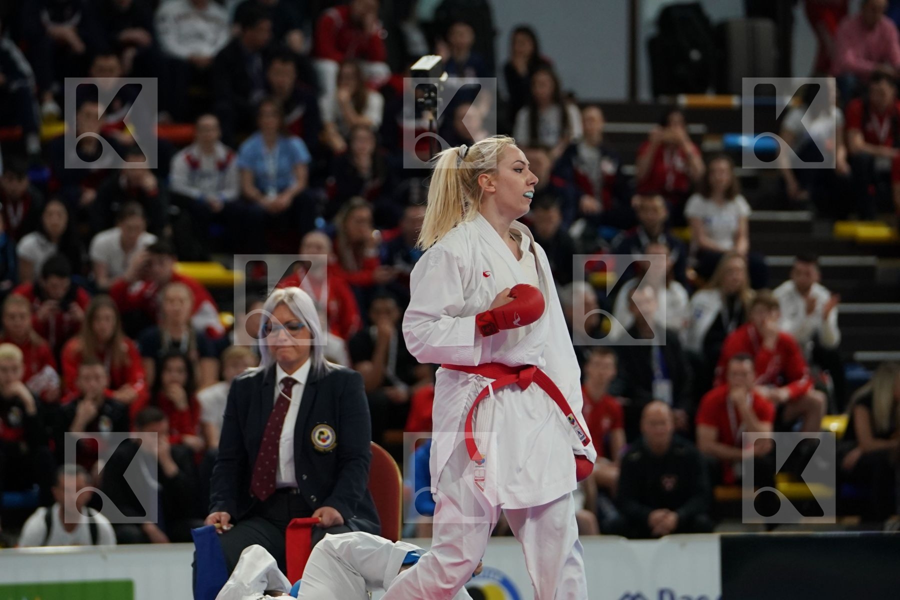 CHATZILIADOU ELENI (GREECE) vs PALACIO GONZALEZ LAURA (SPAIN) in Senior Kumite 68+ Kg - Final bout