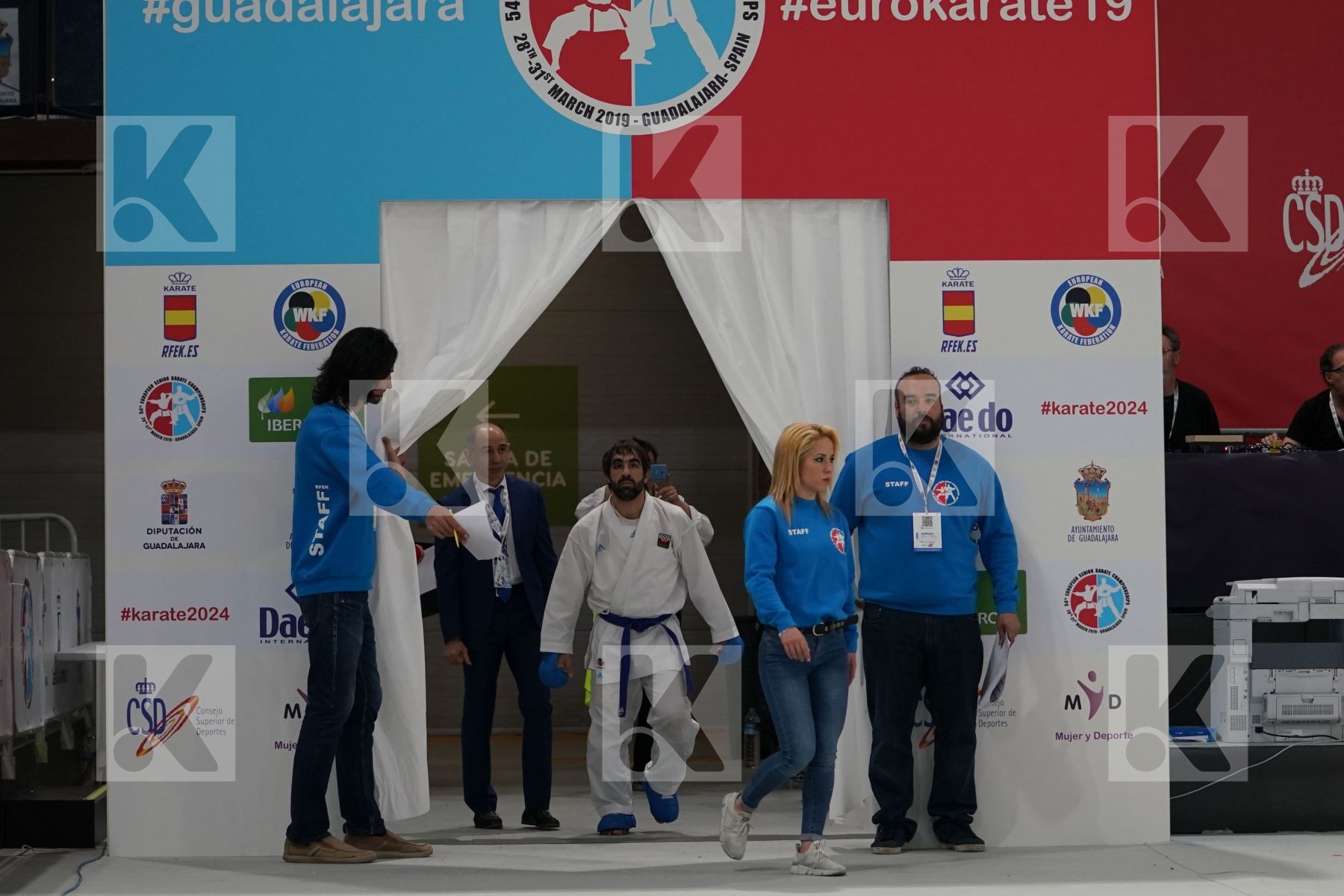 BUSA LUIGI (ITALY) vs AGHAYEV RAFAEL (AZERBAIJAN) in Senior Kumite -75 Kg - Final bout