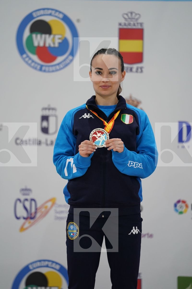 BOTTARO VIVIANA (ITALY) in Senior Female Kata - Podium ceremony
