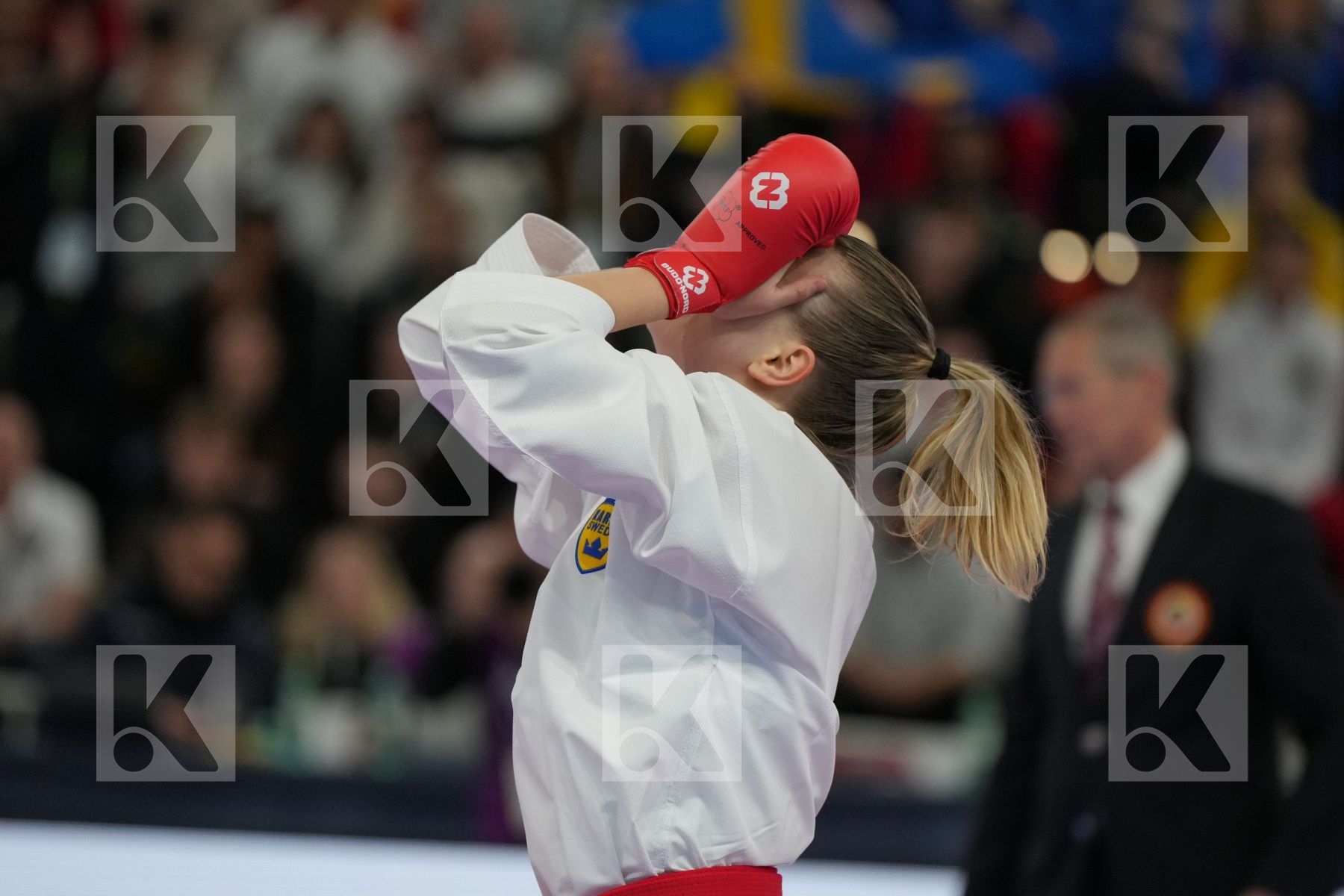NILSSON ANNA-JOHANNA (SWEDEN) vs GOZUTOK GULBAHAR (TURKEY) in Female Kumite -61 Kg - bronze bout
