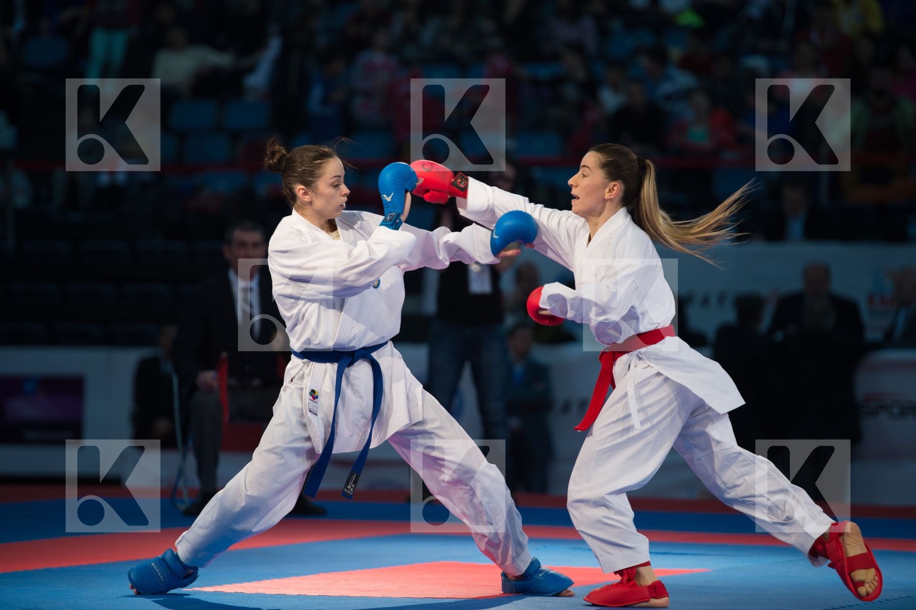 -50 kg bronze match Kryva Kateryna kumite Ozcelik Serap Turkey U