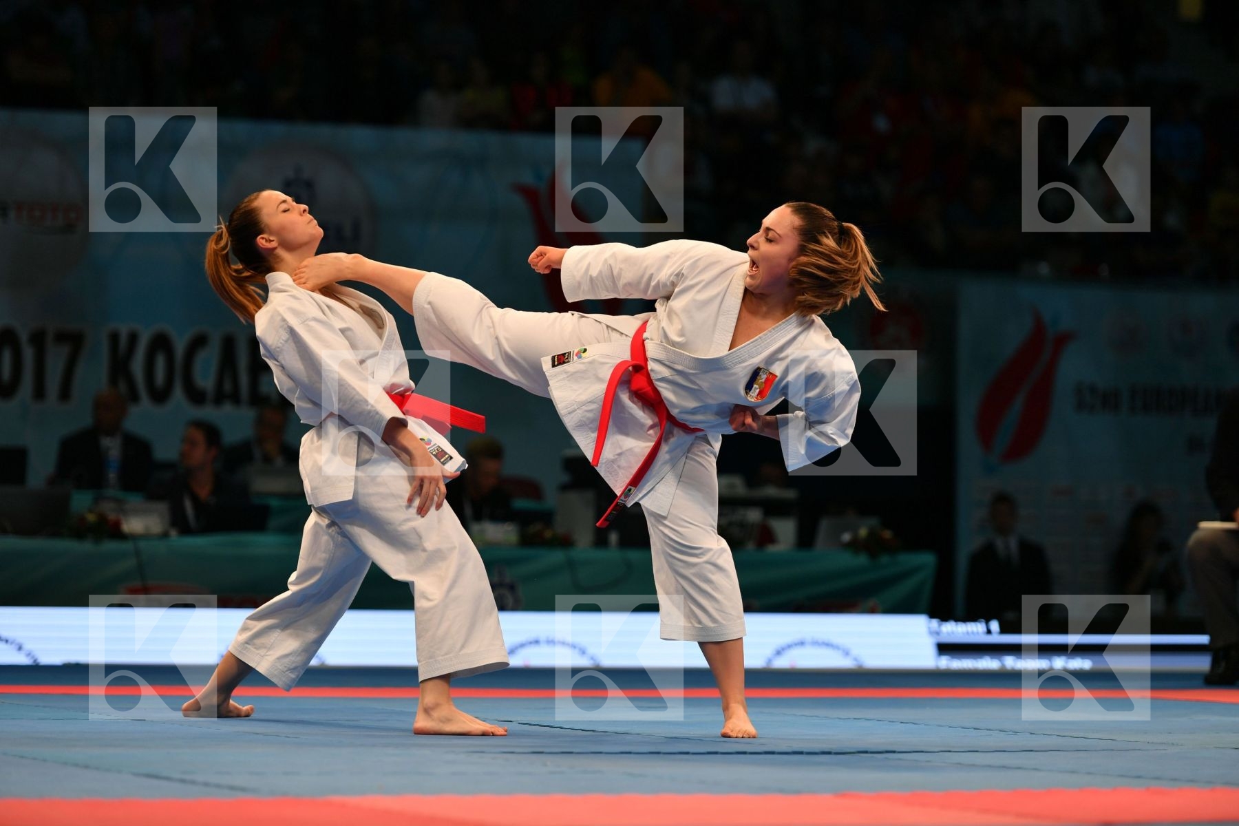 Female team kata France France France Kanku sho