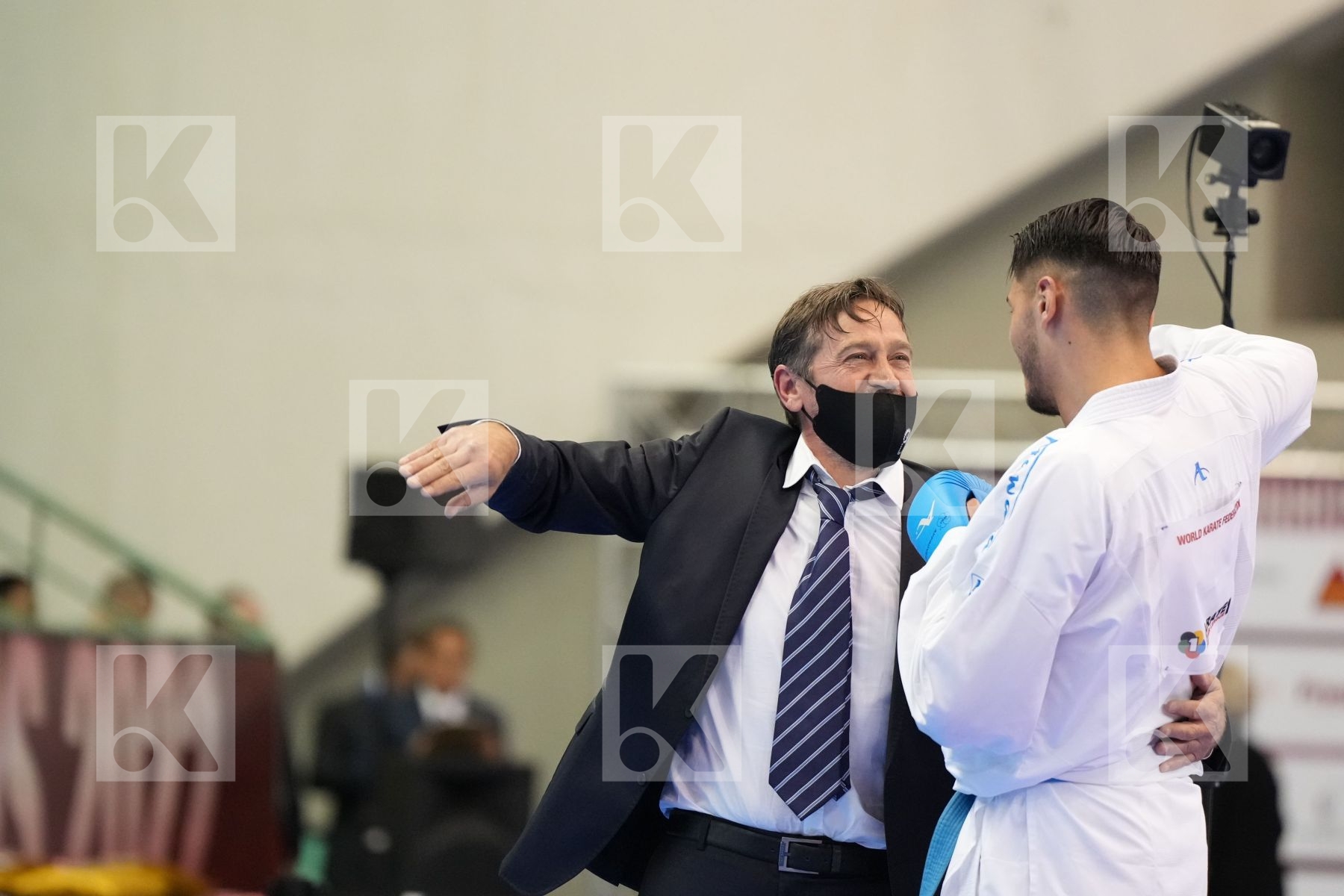 Kumite bronze bout featuring RETTENBACHER ROBIN & Costa Luca