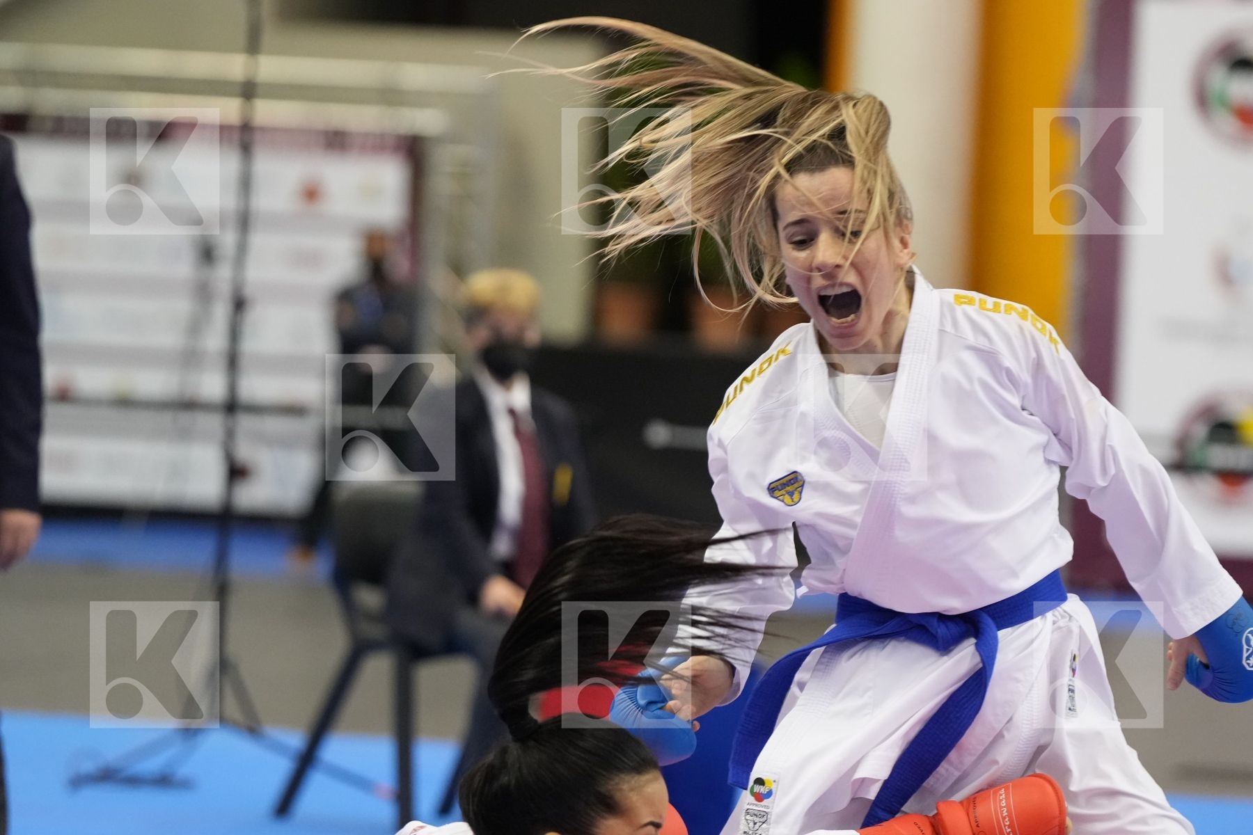 Kumite final bout featuring SALAZAR YORGELIS & OZCELIK ARAPOGLU SERAP