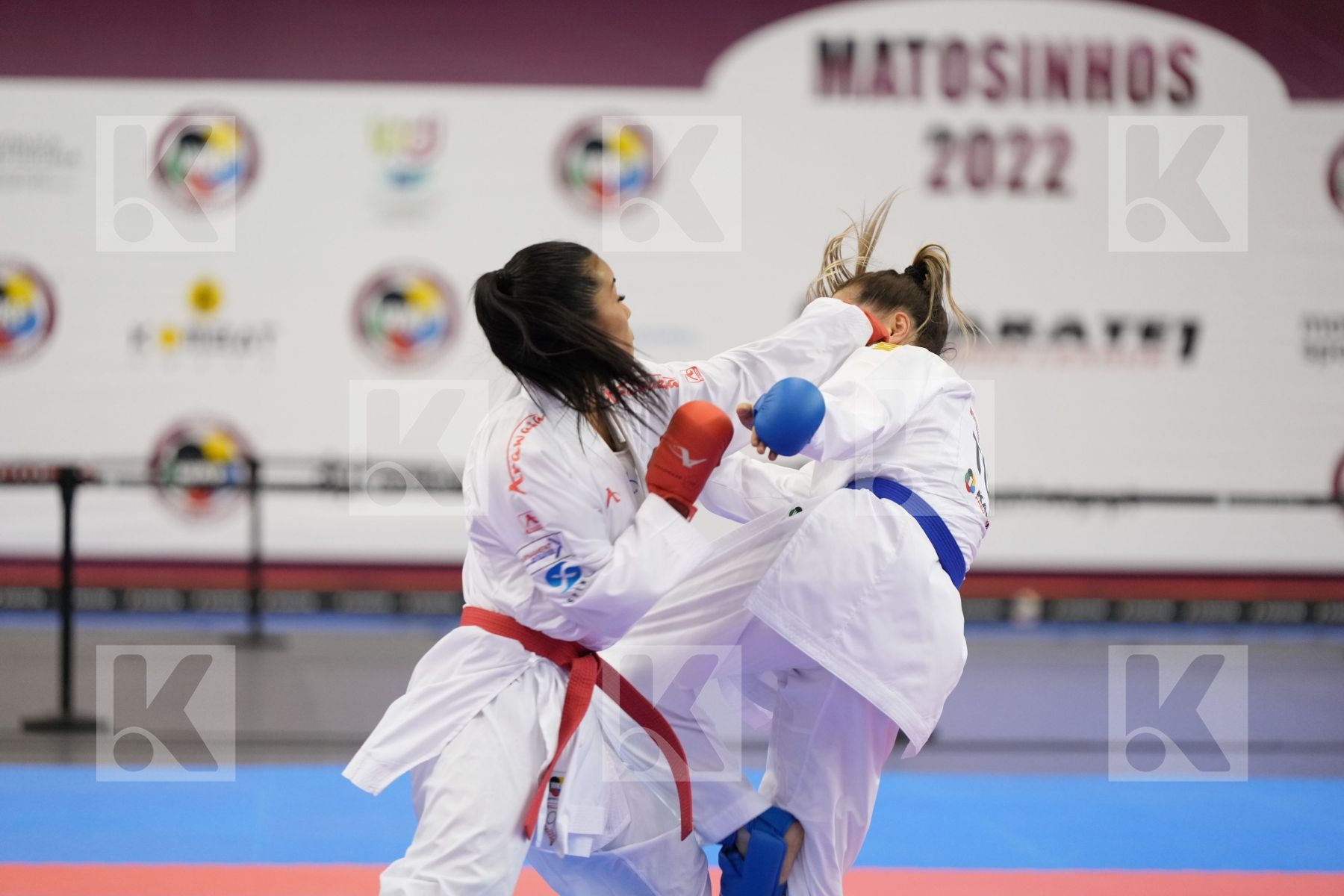 Kumite final bout featuring SALAZAR YORGELIS & OZCELIK ARAPOGLU SERAP