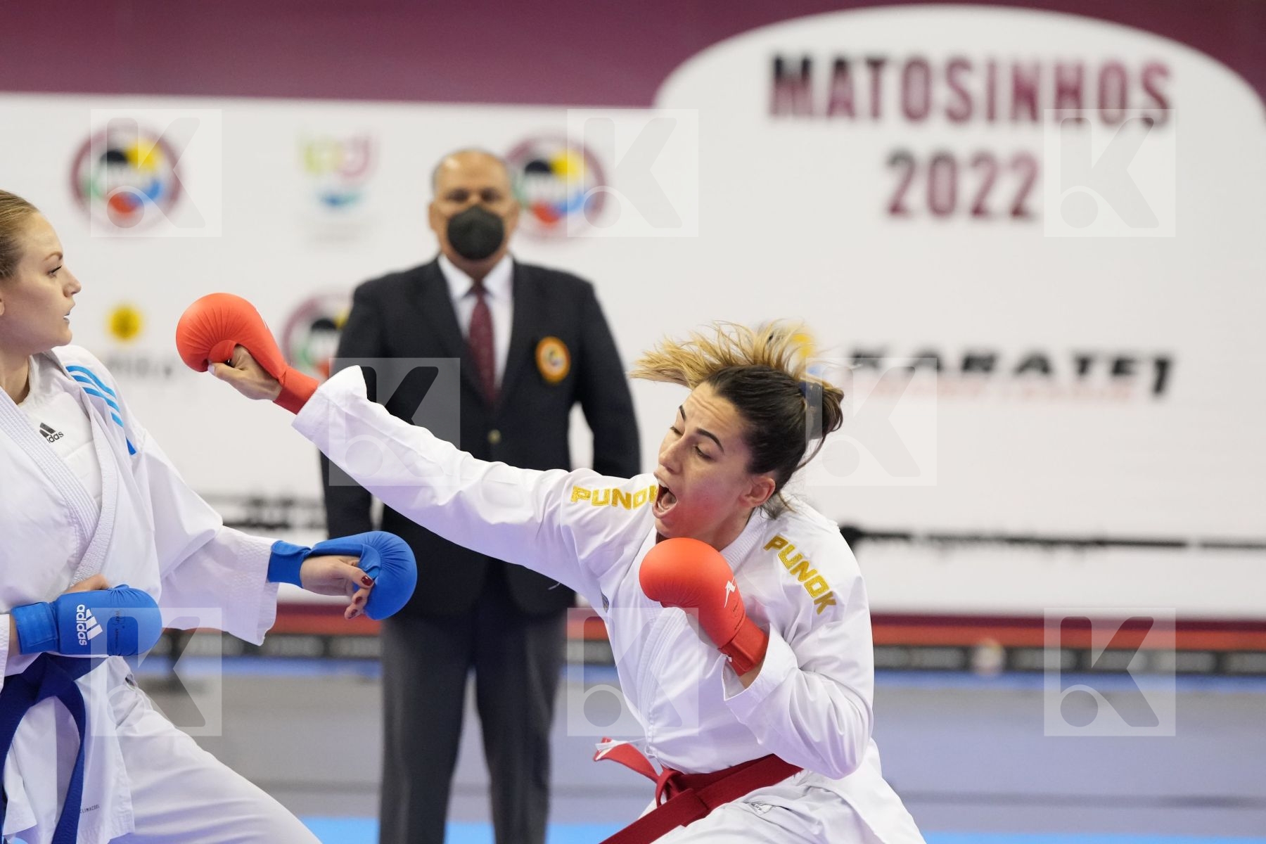 Kumite final bout featuring HOCAOGLU AKYOL MELTEM & LESJAK LUCIJA