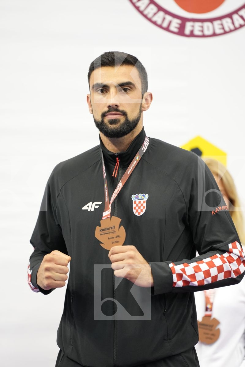 Podium featuring KVESIC ANDJELO