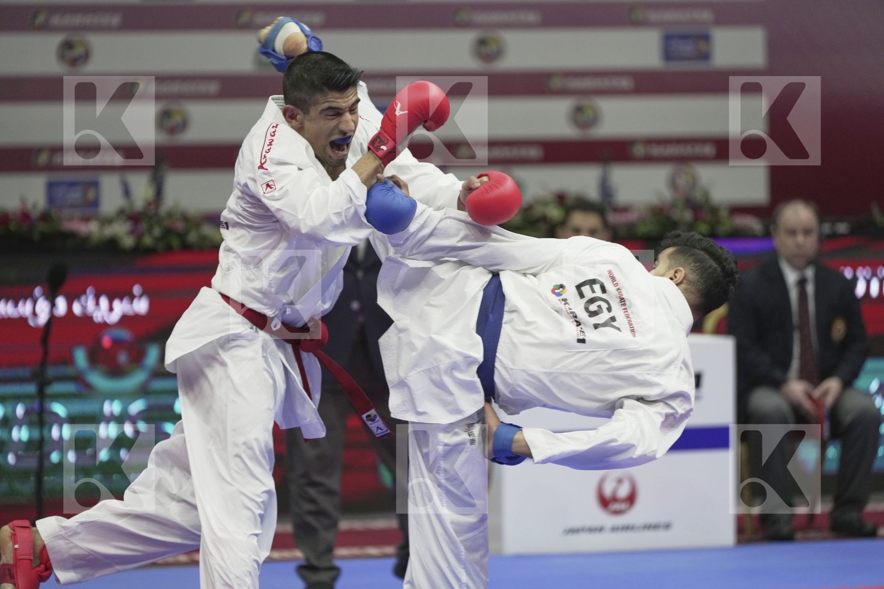 Kumite final bout featuring XENOS DIONYSIOS & LOTFY AHMED AIMAN