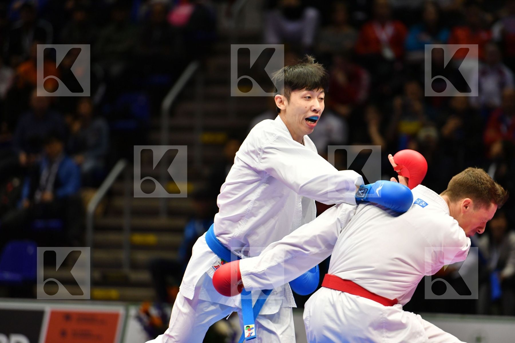 Chinese taipei De vivo Gianluca Italy Male kumite -67 kg Pan Po-