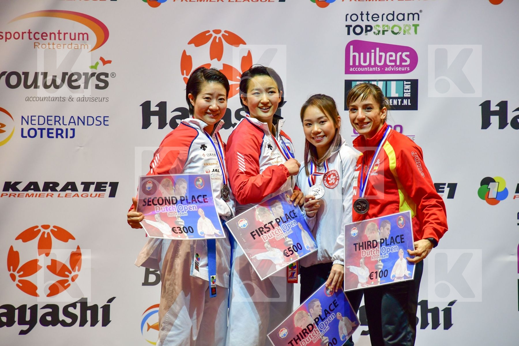 Female Kata Hong Kong Japan Lau Mo Sheung Grace Ono Hikaru podiu