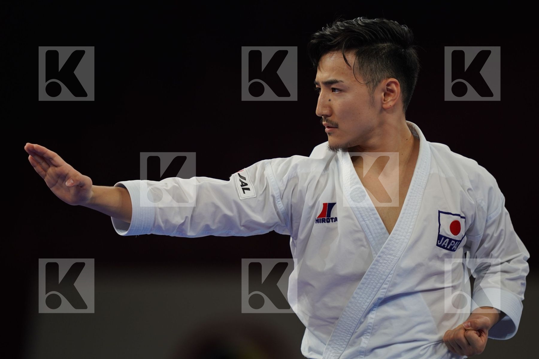 MOTO KAZUMASA (JAPAN) in Senior Male Kata - Bronze bout