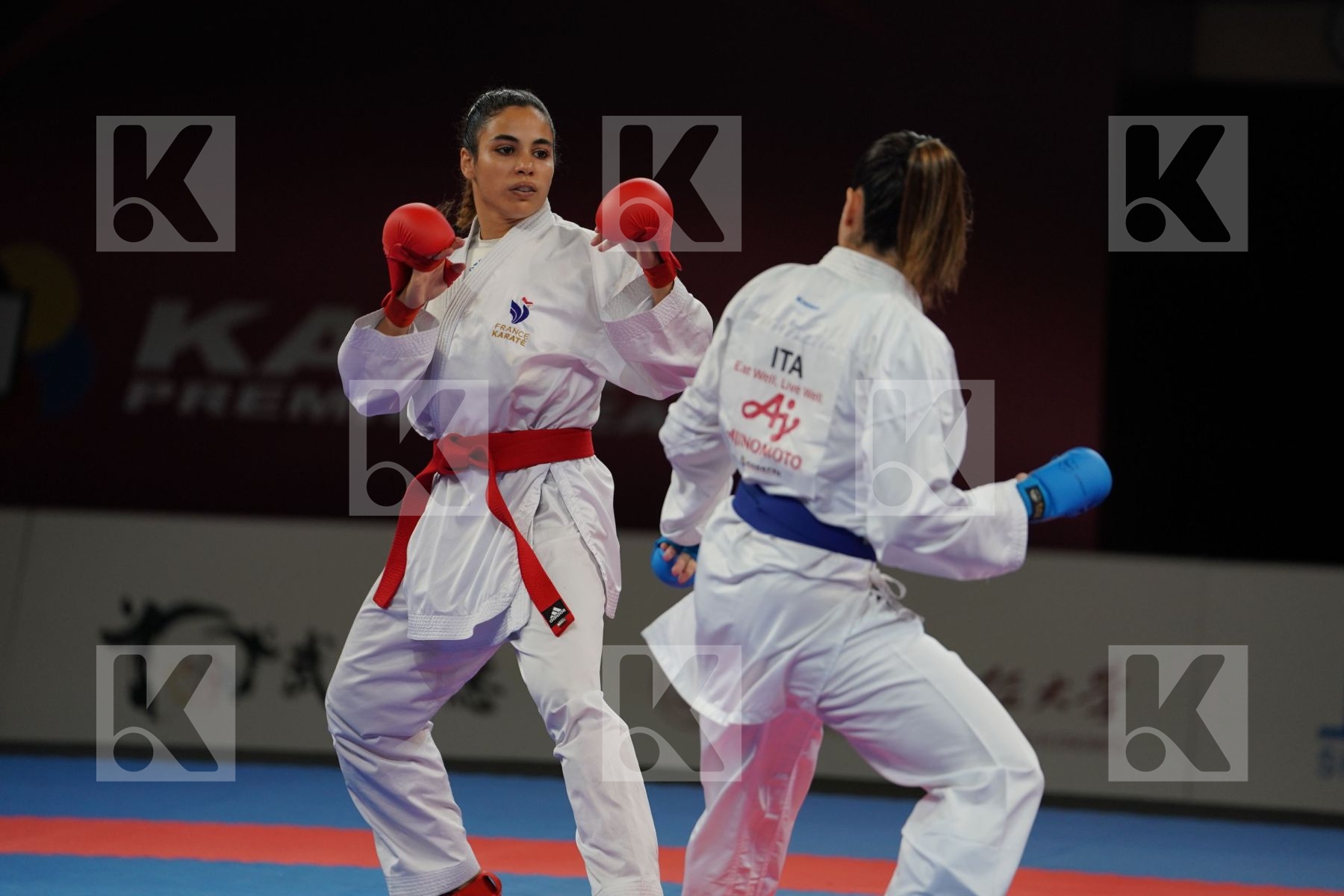 HEURTAULT LEILA (FRANCE) vs PASQUA LAURA (ITALY) in Senior Kumite -61 Kg - Bronze bout