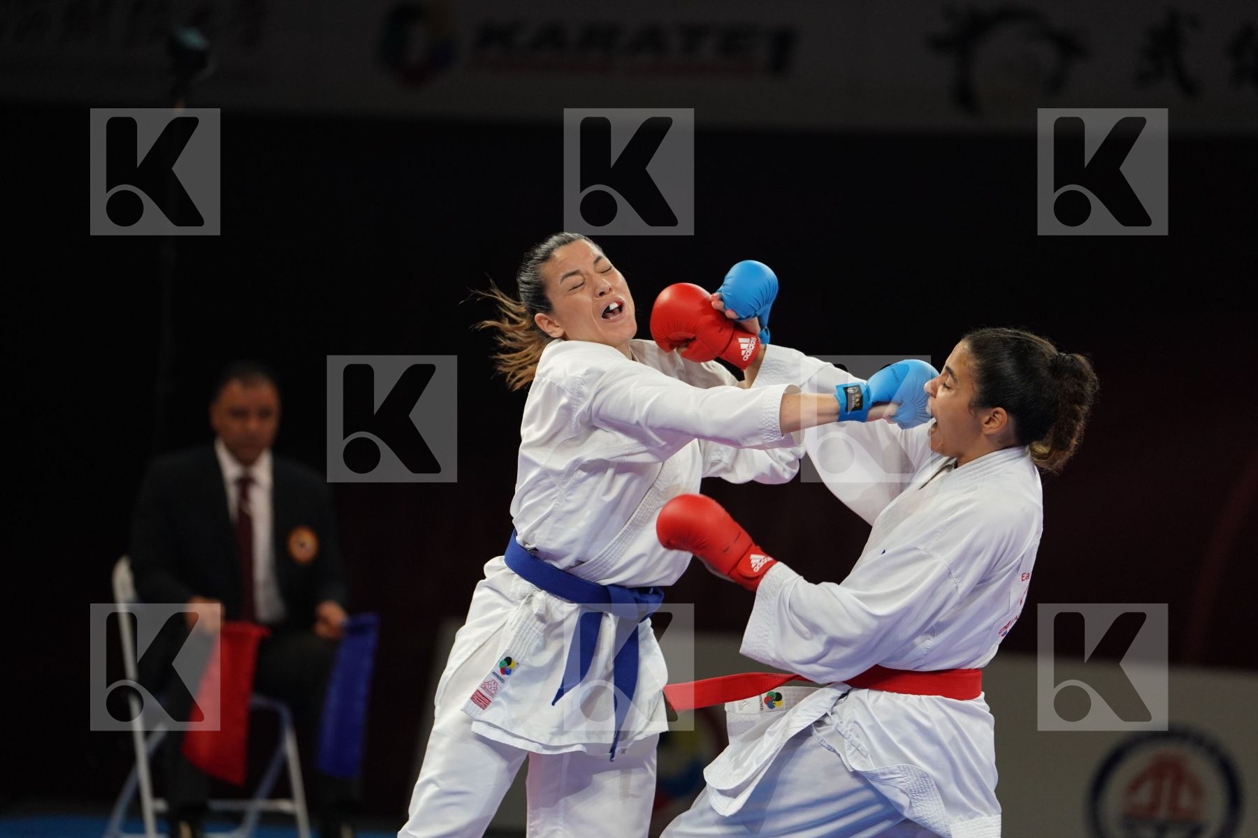 HEURTAULT LEILA (FRANCE) vs PASQUA LAURA (ITALY) in Senior Kumite -61 Kg - Bronze bout