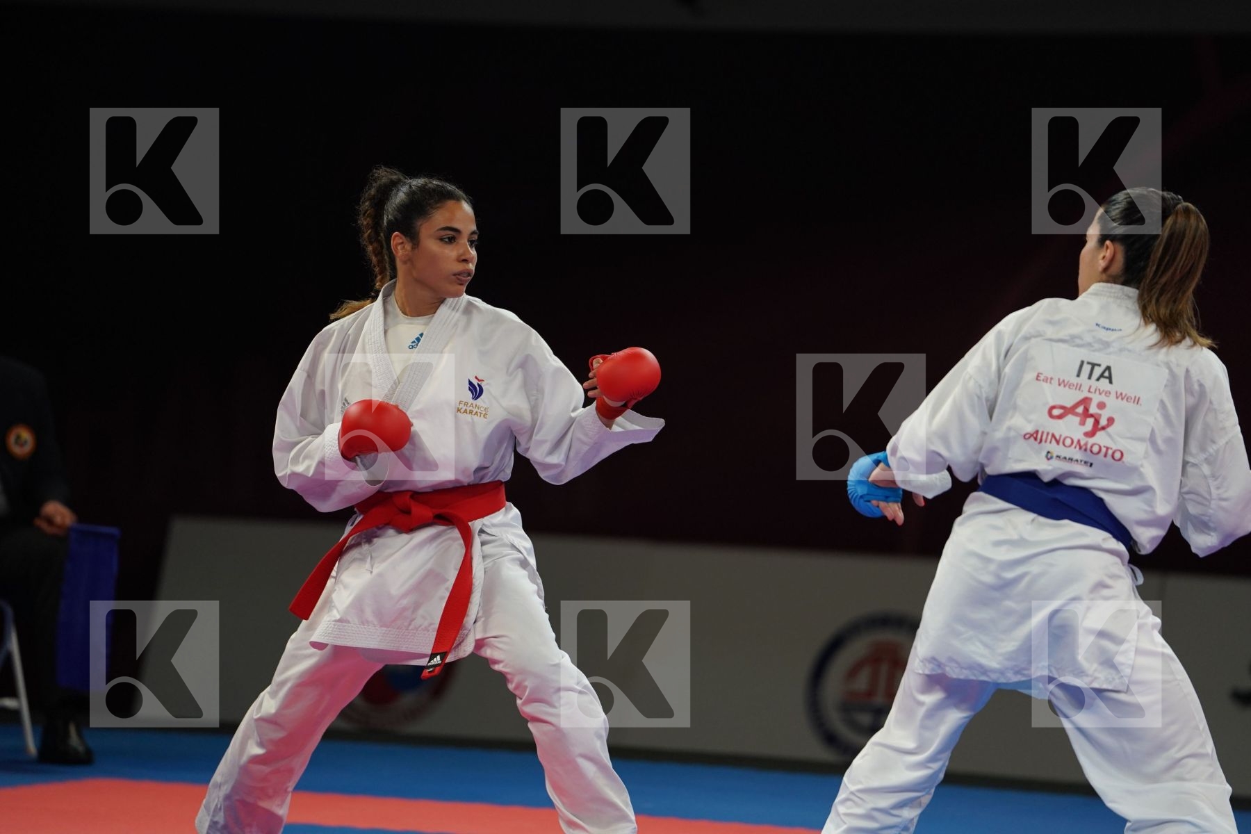 HEURTAULT LEILA (FRANCE) vs PASQUA LAURA (ITALY) in Senior Kumite -61 Kg - Bronze bout