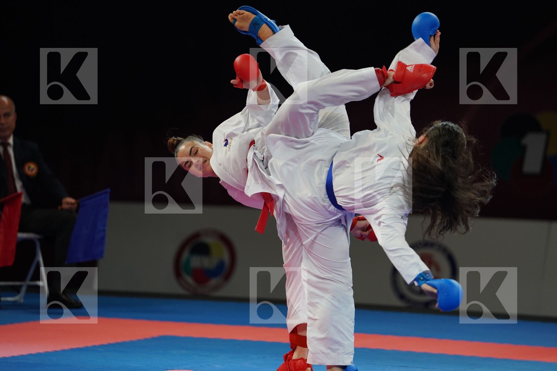 AVAZERI LEA (FRANCE) vs PANETSIDOU VASILIKI (GREECE) in Senior Kumite -68 Kg - Bronze bout
