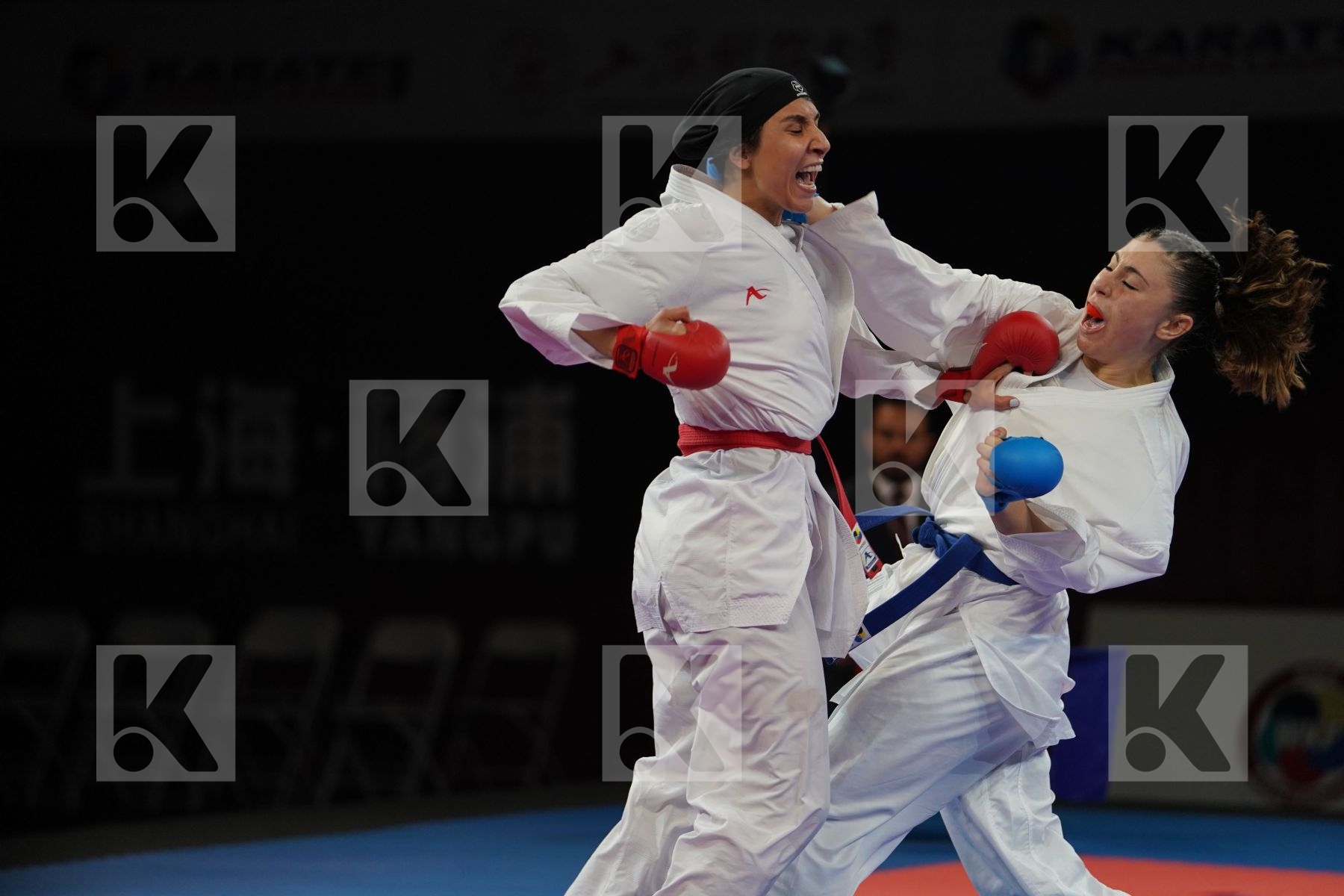 ABBASALI HAMIDEH (ISLAMIC REPUBLIC OF IRAN) vs FERRACUTI CLIO (ITALY) in Senior Kumite 68+ Kg - Bronze bout
