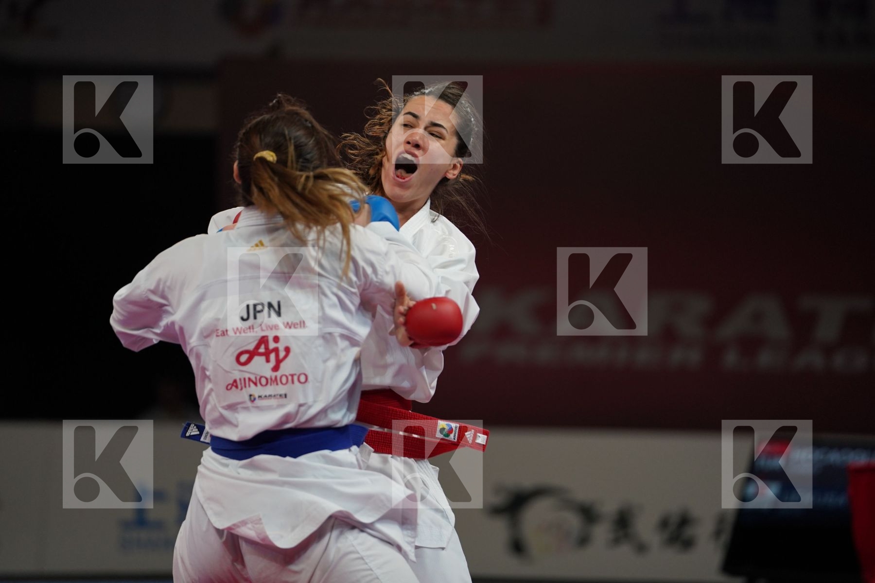 HOCAOGLU MELTEM (TURKEY) vs UEKUSA AYUMI (JAPAN) in Senior Kumite 68+ Kg - Bronze bout