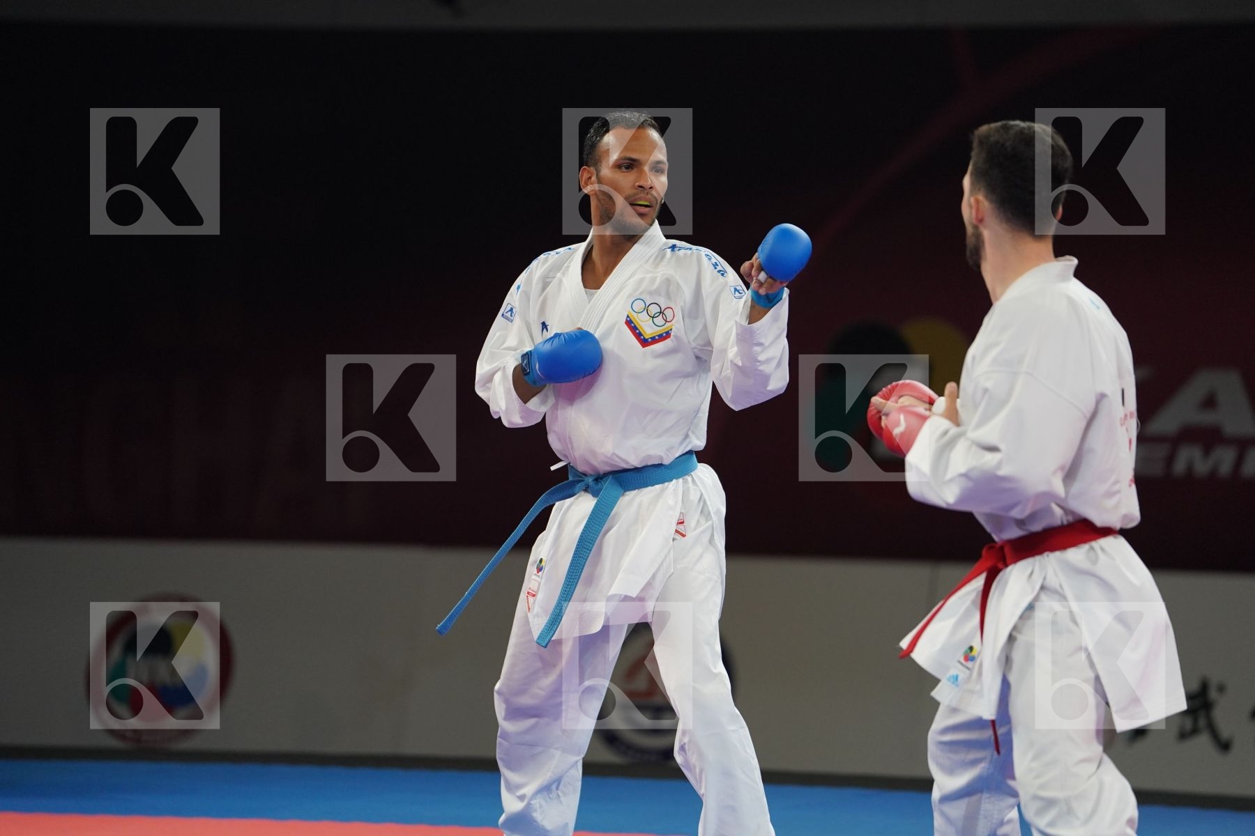 KARIMI SEYEDALI (ISLAMIC REPUBLIC OF IRAN) vs MADERA DELGADO ANDRES (VENEZUELA) in Senior Kumite -67 Kg - Gold bout