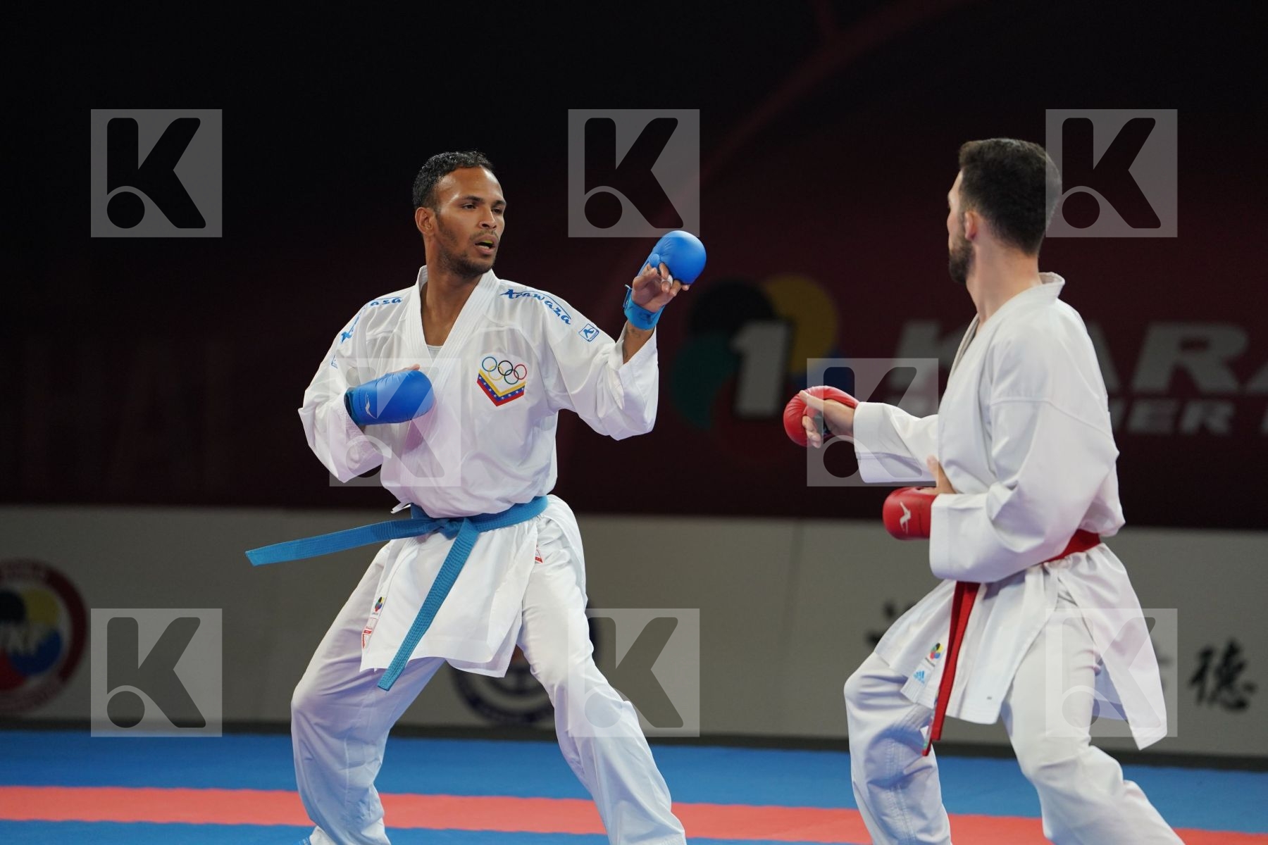 KARIMI SEYEDALI (ISLAMIC REPUBLIC OF IRAN) vs MADERA DELGADO ANDRES (VENEZUELA) in Senior Kumite -67 Kg - Gold bout
