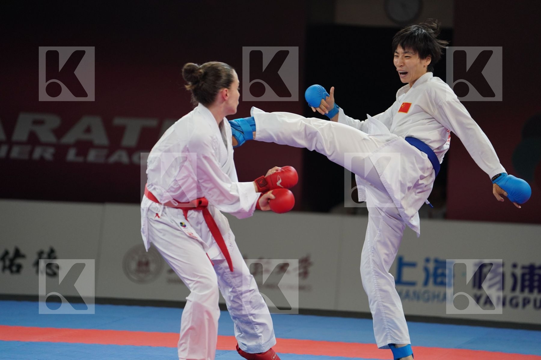PREKOVIC JOVANA (SERBIA) vs YIN XIAOYAN (PEOPLES REPUBLIC OF CHINA) in Senior Kumite -61 Kg - Gold bout
