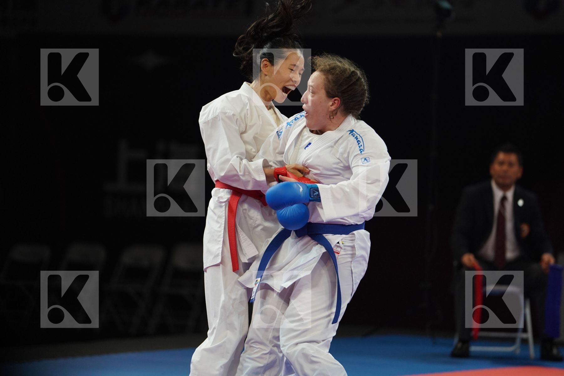 GAO MENGMENG (PEOPLES REPUBLIC OF CHINA) vs BERULTSEVA SOFYA (KAZAKHSTAN) in Senior Kumite 68+ Kg - Gold bout
