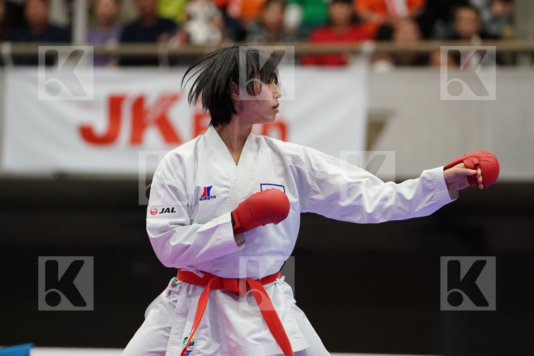 SOMEYA MAYUMI (JAPAN) VS YIN XIAOYAN (CHINA) in Senior Kumite Ð 61 Kg - Bronze bout