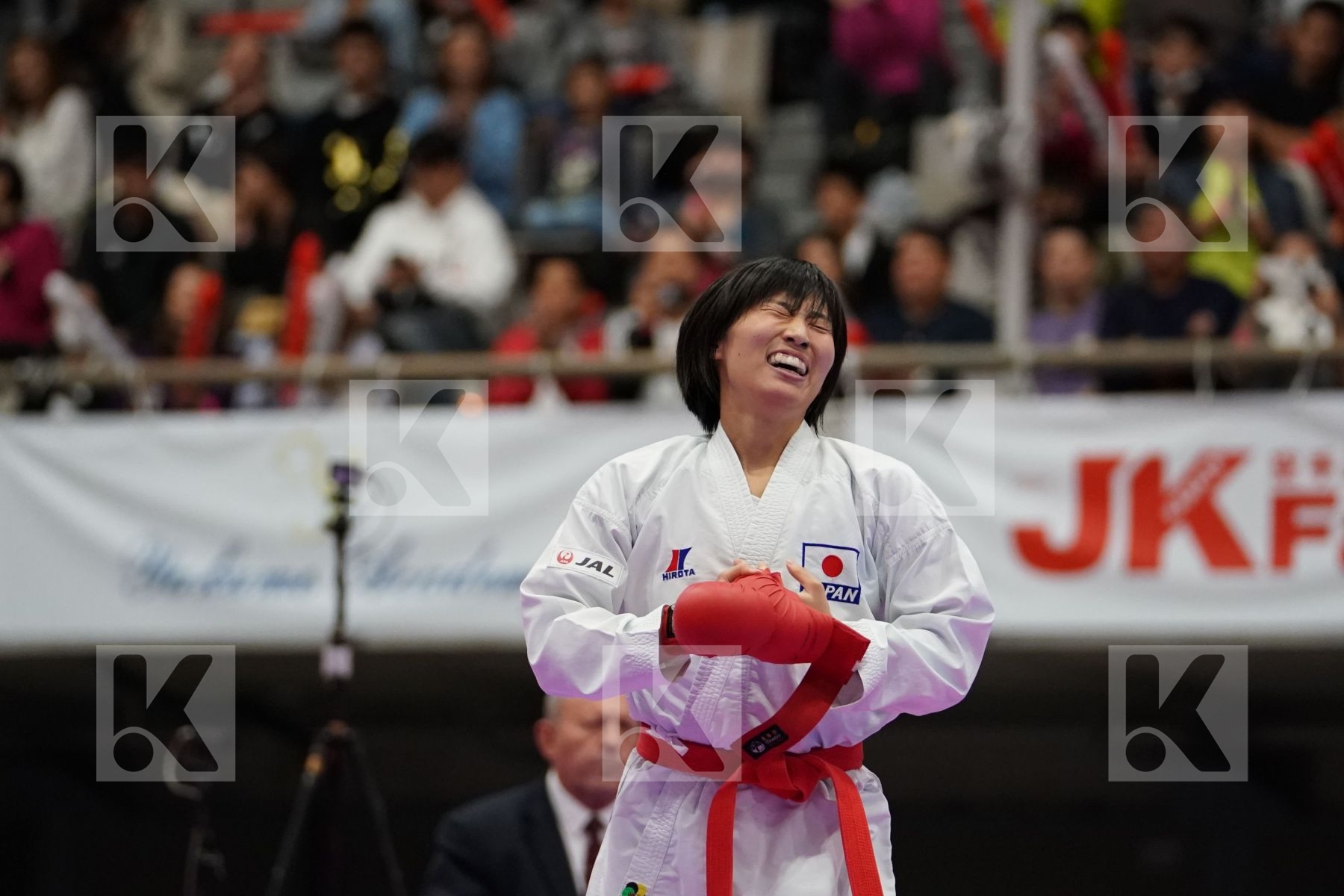 SOMEYA MAYUMI (JAPAN) VS YIN XIAOYAN (CHINA) in Senior Kumite Ð 61 Kg - Bronze bout