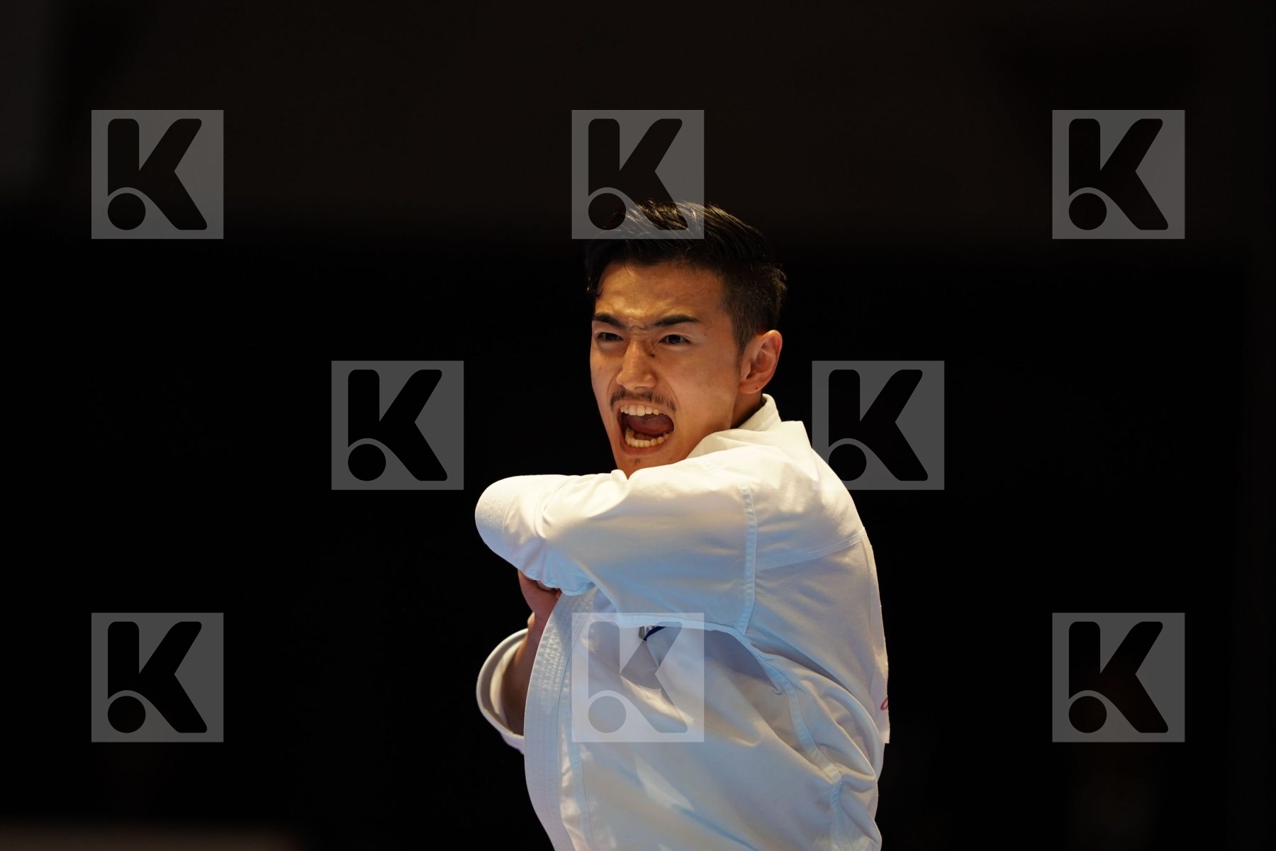 MOTO KAZAKHSTANUMASA (JAPAN) in Senior Male Kata - Gold bout