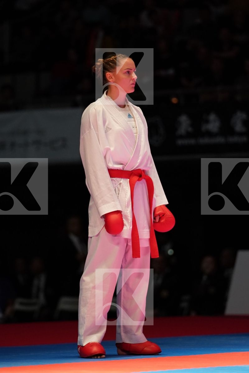 AGIER ALIZEE (FRANCE) VS QUIRICI ELENA (SWITZERLAND) in Senior Kumite Ð 68 Kg - Gold bout