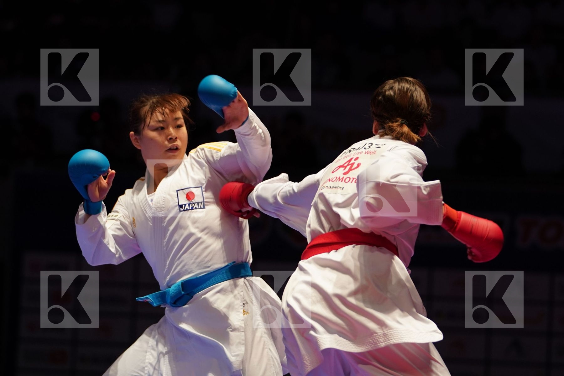 GARCIA NANCY (FRANCE) VS UEKUSA AYUMI (JAPAN) in Senior Kumite 68+ Kg - Gold bout