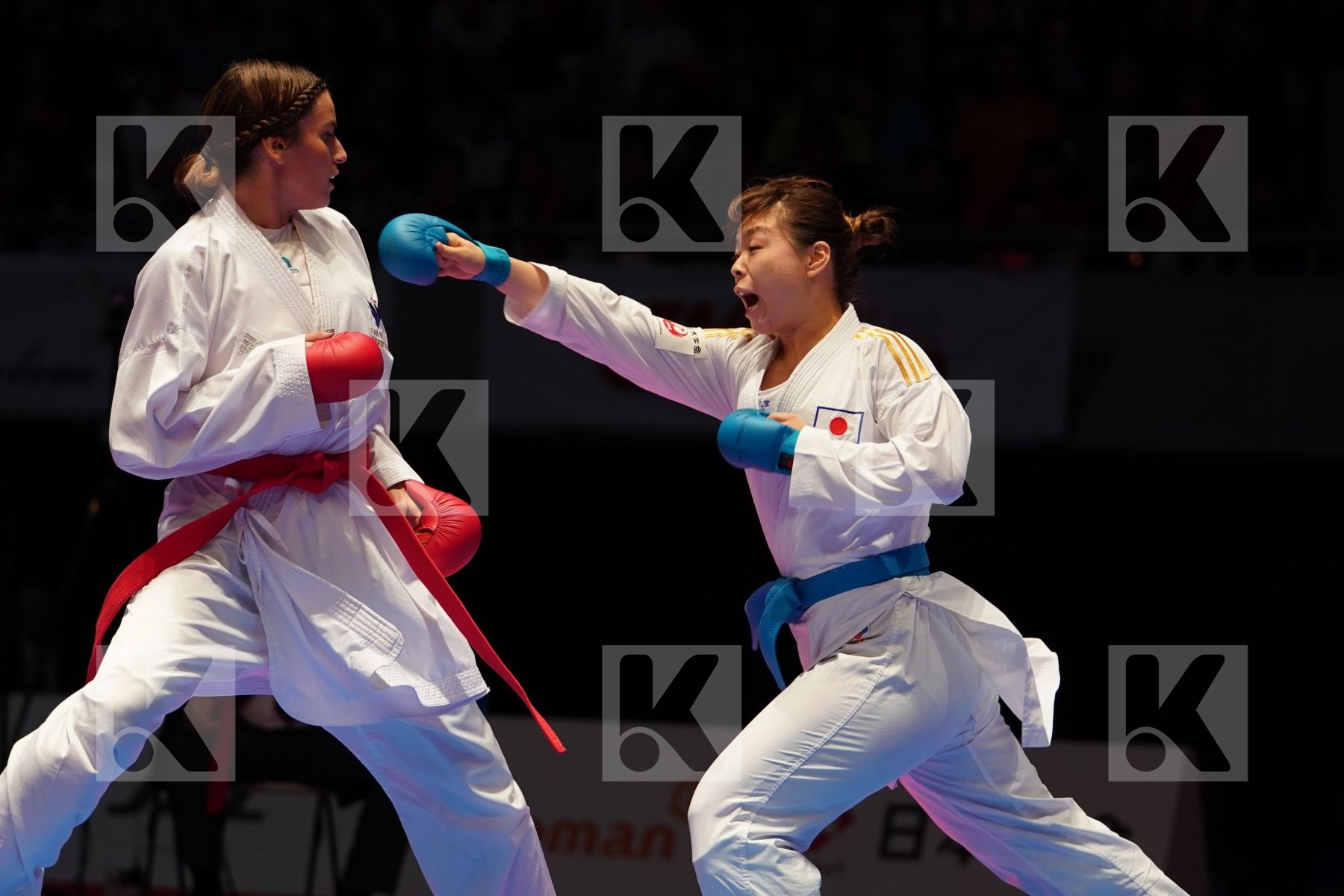 GARCIA NANCY (FRANCE) VS UEKUSA AYUMI (JAPAN) in Senior Kumite 68+ Kg - Gold bout