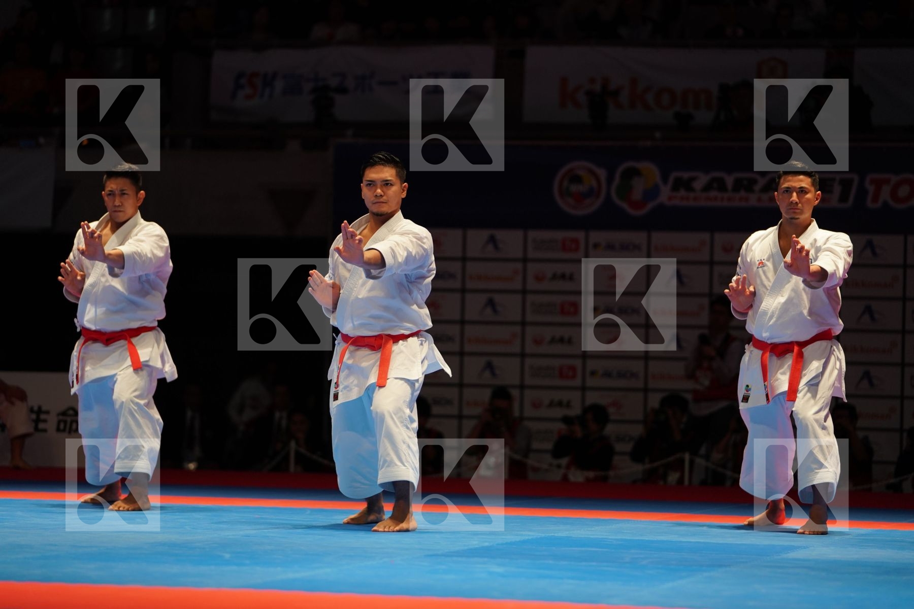 JAPAN (KINJO, KIYUNA, UEMURA) in Senior Team Male Kata - Gold bout