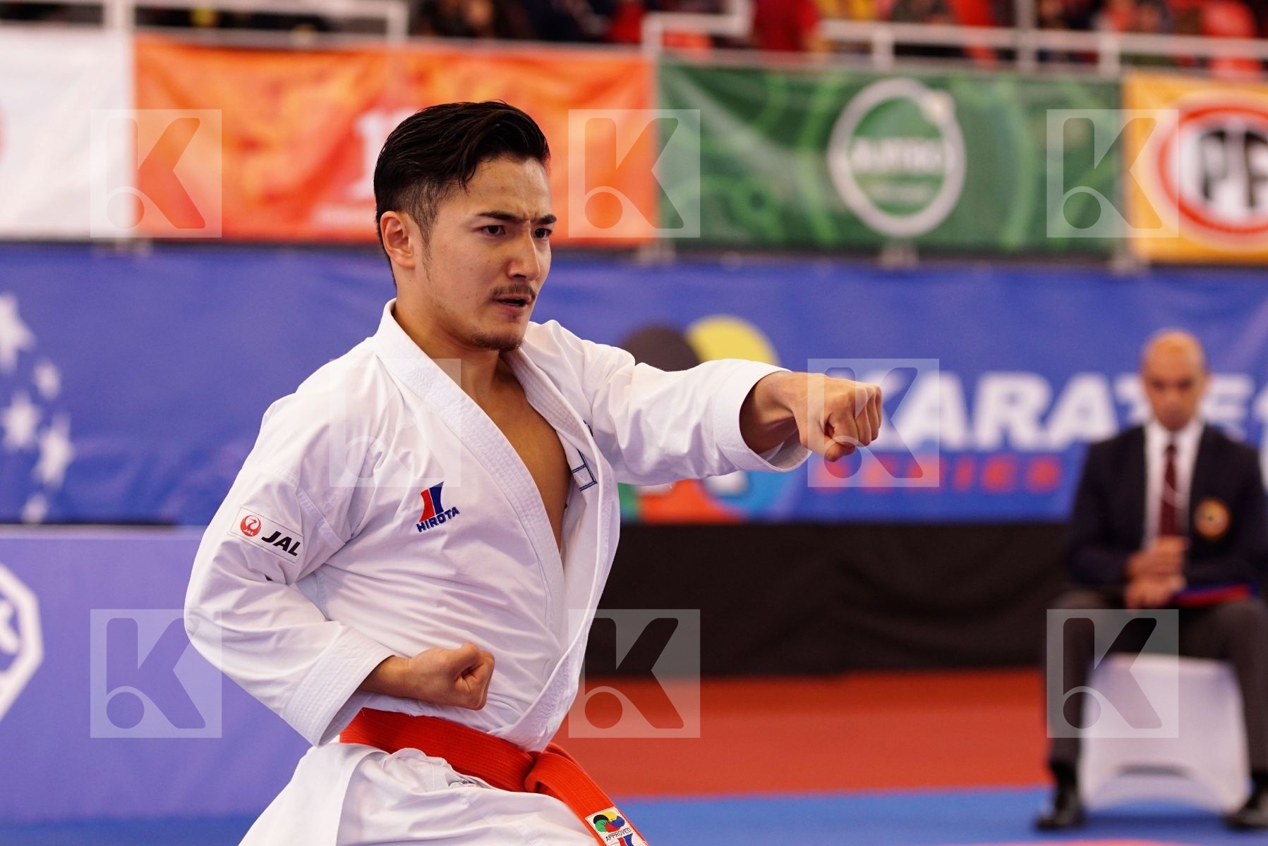 MOTO KAZUMASA (JAPAN) in Senior Male Kata - Gold bout