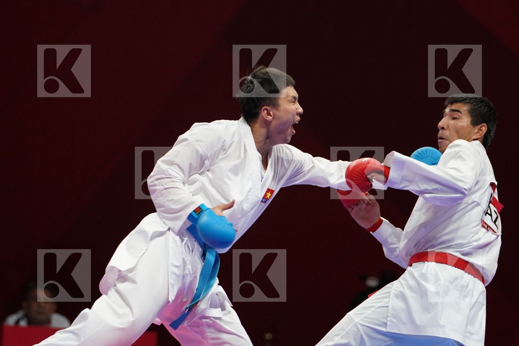 DANIYAR YULDASHEV (KAZAKHSTAN) vs MINH PHUNG NGUYEN (VIETNAM) in Senior Kumite 84+ Kg - Qualification