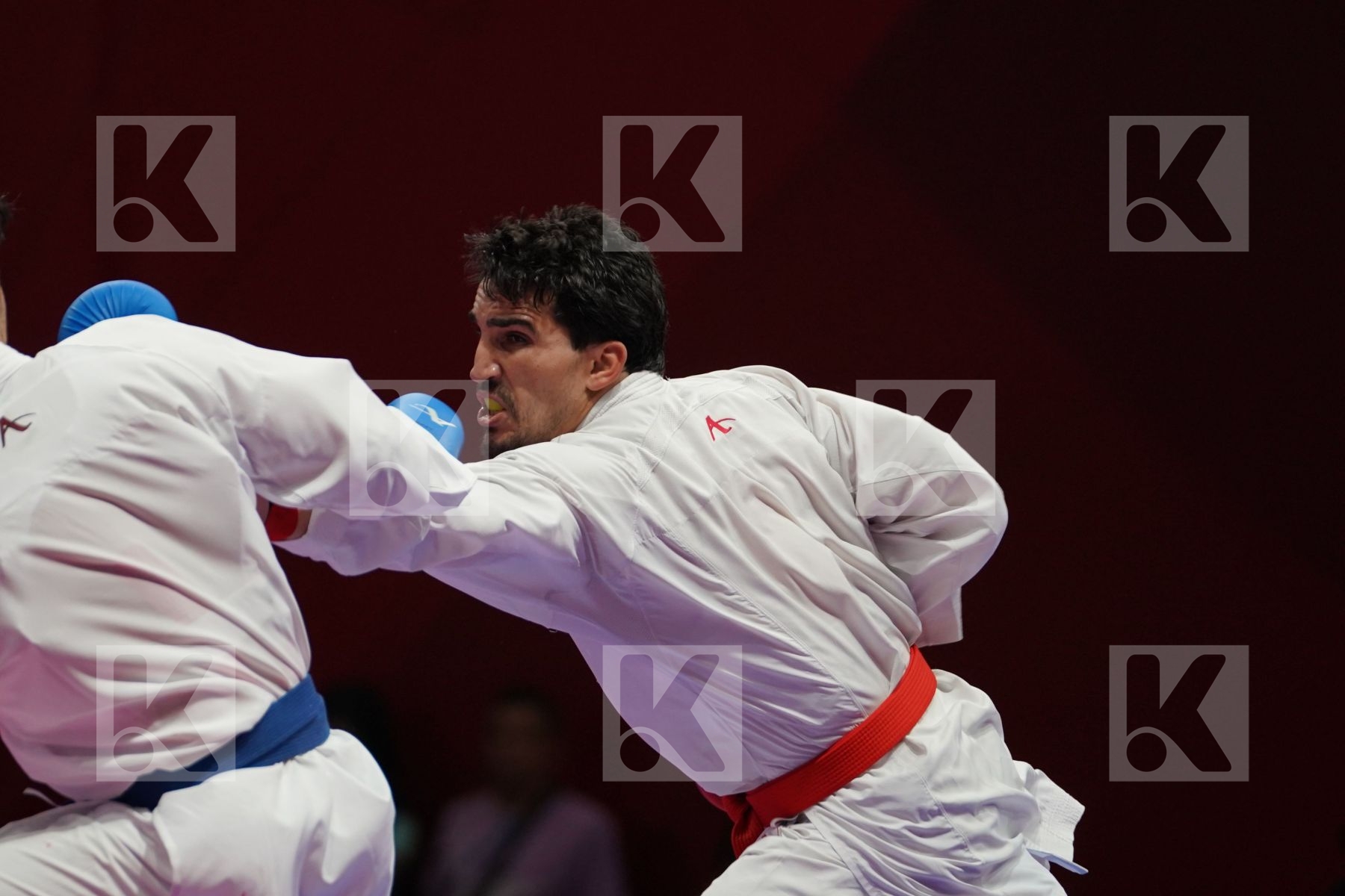 BASHAR ALNAJJAR (JORDAN) vs RAEF ADEL ALTURKISTANI (SAUDI ARABIA) in Senior Kumite Ð 75 Kg - Qualification