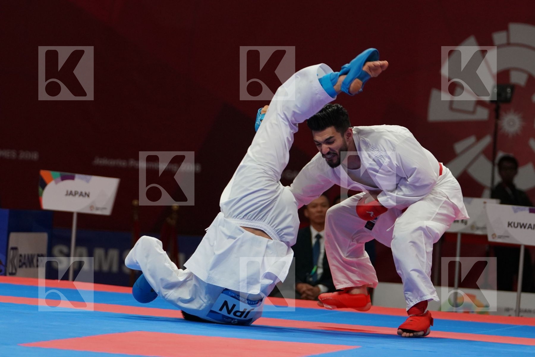 AHMAD ALMESFER (KUWAIT) vs RYUTARO ARAGA (JAPAN) in Senior Kumite Ð 84 Kg - final