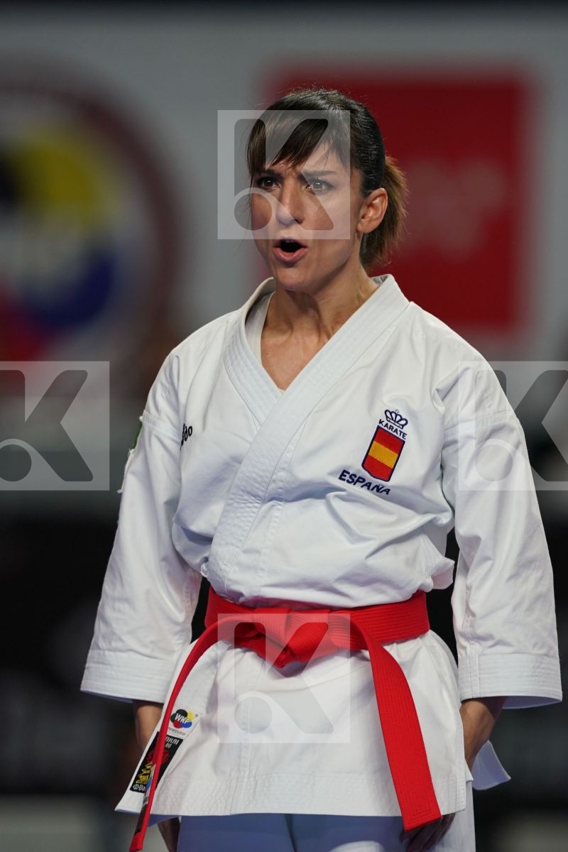 SANDRA SANCHEZ JAIME (SPAIN) vs KIYOU SHIMIZU (JAPAN) in Senior Female Kata - Final bout